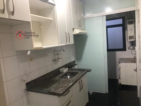 Imagem Aconchegante apartamento à venda com 2 quartos, sendo 1 suíte, e 2 banheiros no total. O condomínio ?(C) bem equipado com diversas instalações, apropriad