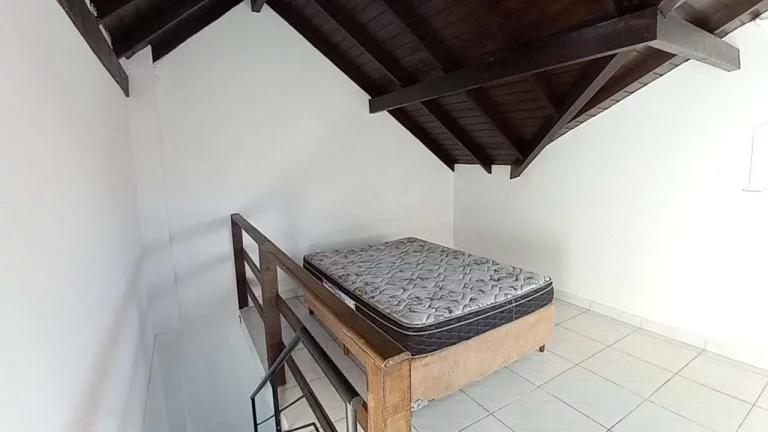 Imagem Apartamento Duplex 1 Dormitório com 40m2, Garagem, 600m da UFSC, Aceita Pets. Carvoeira/Saco dos Limões. Florianópolis/SC.