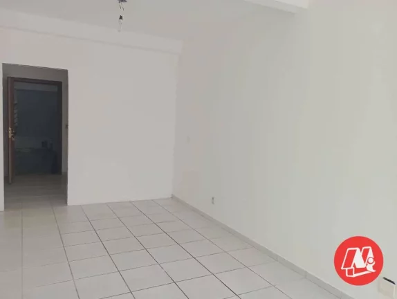 Imagem Sala comercial na Felipe Neri com área externa