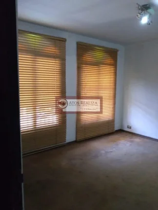 Imagem Casa térrea com edícula à venda em Jardim Esmeralda Região da Cidade Dutra SP. 300m², 3 dormitórios, 2 banheiros, 4 Vagas de garagem por R$800.000. Oportunidade!