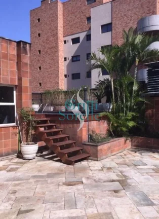 Imagem Cobertura Duplex à Venda em Moema - São Paulo/SP.