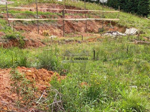 Imagem Terreno à venda em Campos do Jordão – Com uma bela vista e 2.055 m2