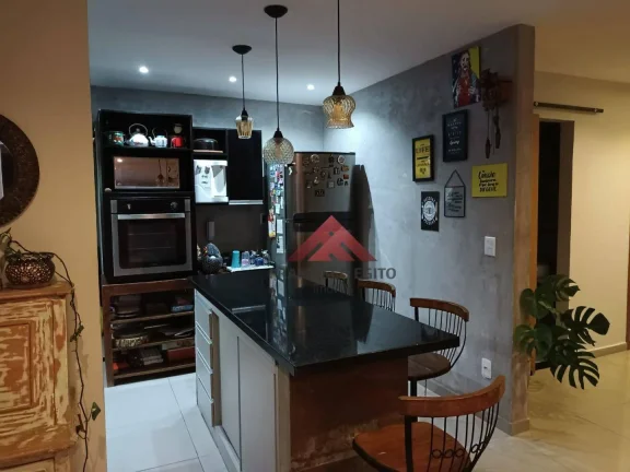 Imagem Casa Duplex, 3 quartos, 3 suites, 2 vagas piscina, churrasqueira.