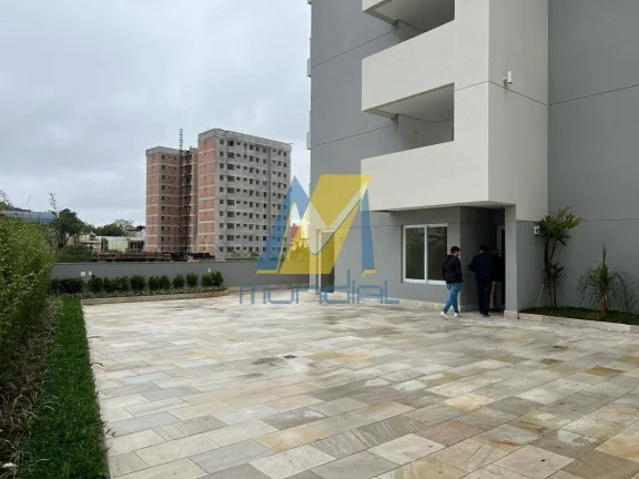 Imagem Apartamento moderno com suíte, 2 vagas soltas e sacada envidraçada