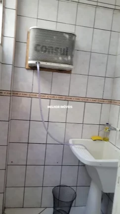 Imagem Apartamento à venda com 02 dormitórios sendo 01 suíte localizado no centro de Balneário Camboriú - SC