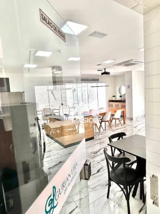 Imagem Apartamento com 2 dormitórios à venda, 65 m² por R$ 960.000,00 - Praia da Costa - Vila Velha/ES