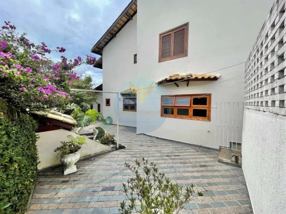 Imagem Casa em Condomínio a Venda no bairro Granja Viana - Carapicuíba, SP