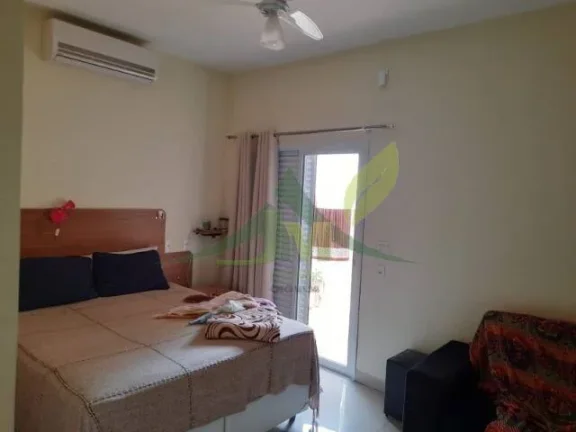 Imagem Linda Casa à venda em condomínio fechado localizada em Atibaia -SP
