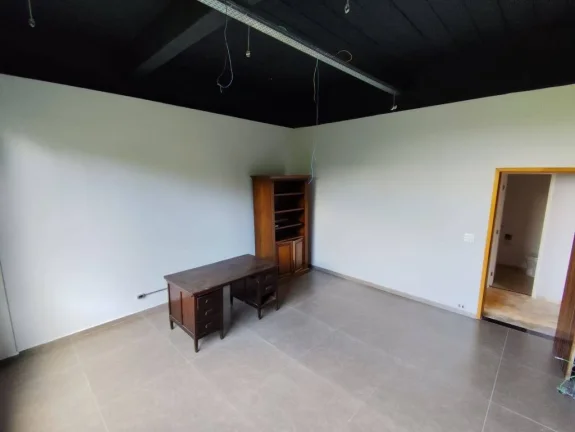 Imagem Centro Com. ÁAREA - Sala 2 - Térreo 41,86 m² + 1 vaga - ALUGADO C/ RENDA