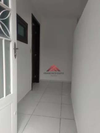 Imagem Sobrado com 3 dormitórios à venda, 135 m² por R$ 300.000,00 - Mutuá - São Gonçalo/RJ