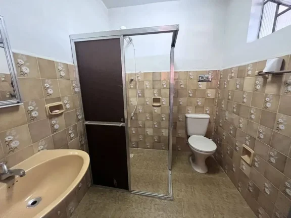 Imagem Casa à venda em Barbacena no Santa Efigênia com 3 kitnet com entrada independente
