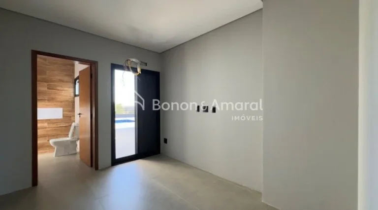 Imagem Casa à venda no San Conrado - R$ 2.295.000,00 Documentação em andamento
Aceita troca por terreno ...