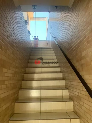Imagem Sobrado à venda 3 Quartos, 1 Suite, 6 Vagas, 252M², Cerâmica, São Caetano do Sul - SP