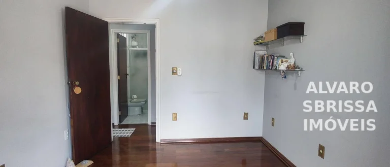 Imagem Casa na região central da cidade de Itu SP - com ponto comercial na esquina. 380m2