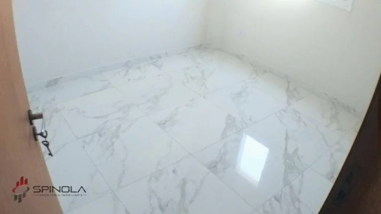Imagem Sobrado com 2 dormitórios à venda, 80 m² por R$ 490.000,00 - Vila Caiçara - Praia Grande/SP