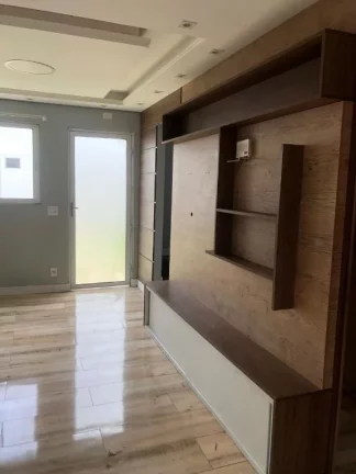 Imagem Sobrado com 2 dormitórios à venda, 60 m² por R$ 400.000,00 - Vila Colorado - Suzano/SP