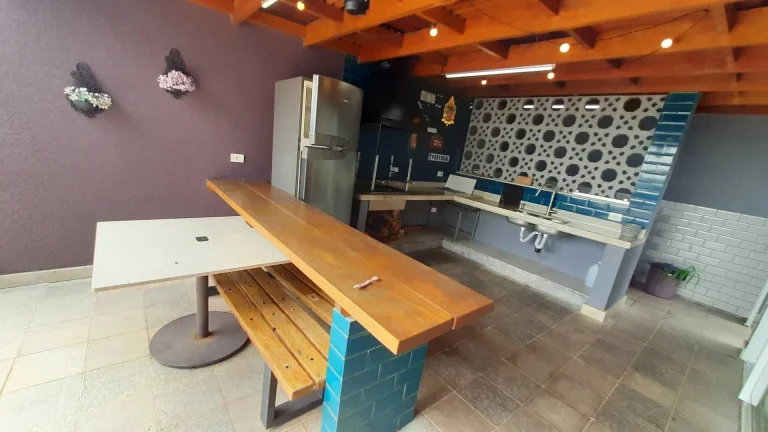 Imagem Casa alto padrão no condomínio Vila Real