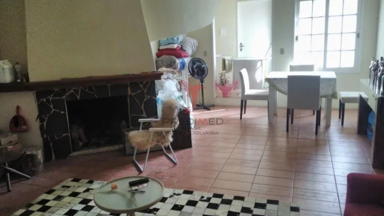 Imagem CASA NO CENTRO PRÓPRIO PARA CLINICA OU MORADIA, Sobrado com estacionamento próprio
