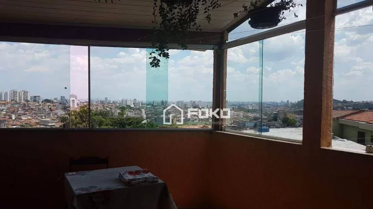Imagem Sobrado com 2 dormitórios à venda, 200 m² por R$ 649.000,00 - Parque Continental I - Guarulhos/SP