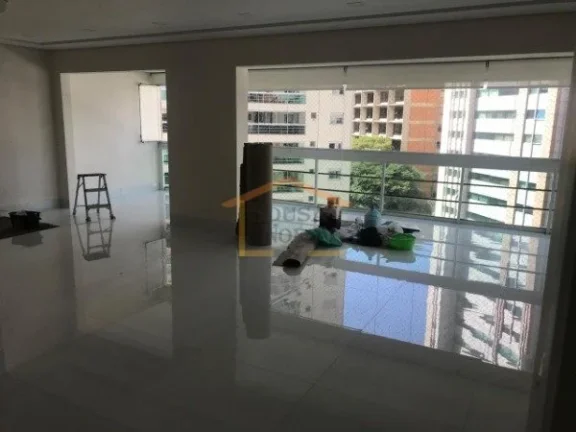 Imagem Amplo apartamento com 3 dormitórios, sendo 3 suítes, proporcionando conforto e privacidade. Possui...