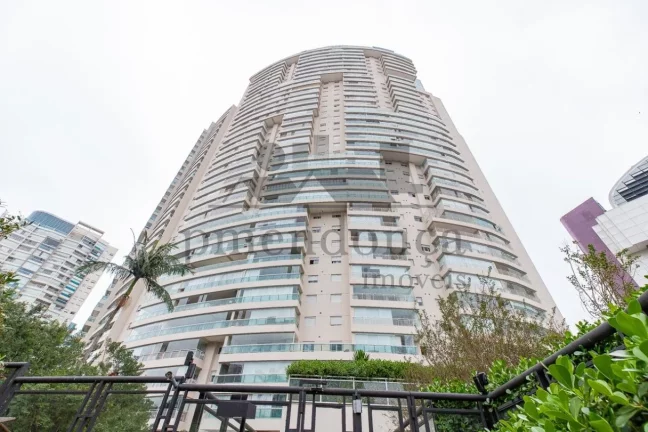 Imagem Apartamento em Pinheiros com 2 quartos (1 suíte) e 2 vagas, 72m2