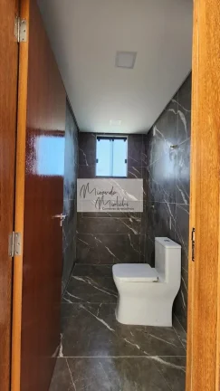 Imagem Casa Geminada à Venda em Forquilhas – São José | 4 Dormitórios | Terreno de 400 m²