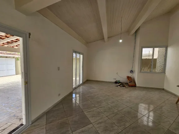 Imagem Casa para Venda em Ubatuba / SP no bairro Centro