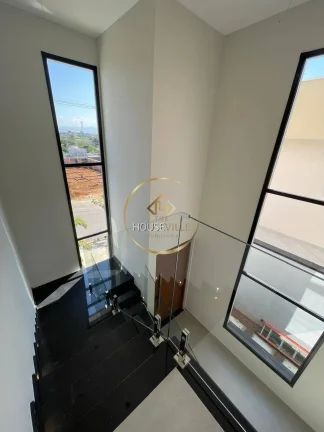 Imagem Casa Sobrado, 3 Dormitórios ( 1 suíte), piscina, 4 vagas, Cond. Malibu.