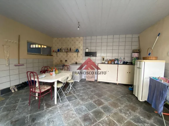 Imagem Casa com 5 dormitórios à venda por R$ 550.000,00 - Patronato - São Gonçalo/RJ