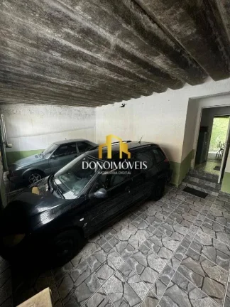 Imagem Casa com 2 dormitórios à venda no Jardim Andrea Demarchi - SBC- SP