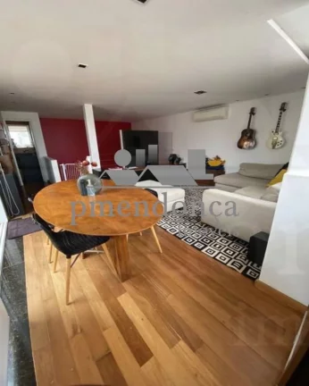 Imagem Linda cobertura duplex com 154m² em rua tranquila de Pinheiros.