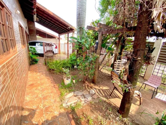 Imagem Casa 4 Suítes no Bairro Seminário - Próximo UCDB - Oportunidade!