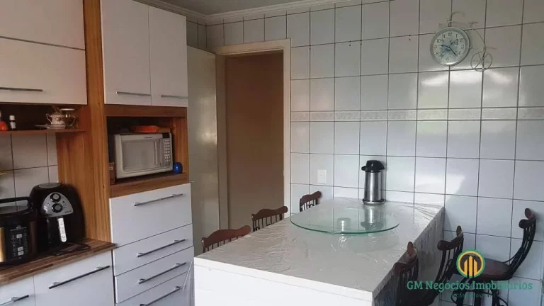 Imagem Casa com 3 dorms ( 1 suite ) em condomínio - Parque Ipê, SP