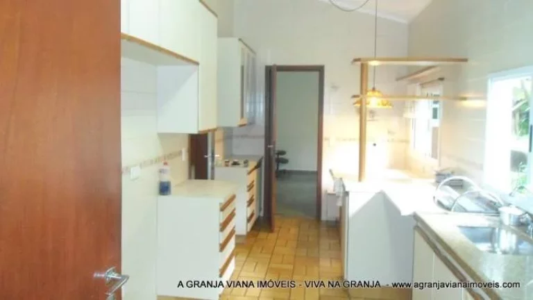 Imagem Casa com 3 dormitórios à venda, 280 m² por R$ 1.070.000,00 - Granja Viana