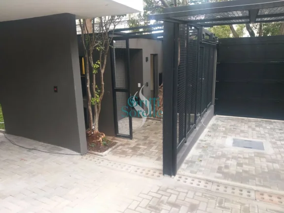 Imagem Sobrado Triplex Novo à Venda em Vila Mariana - São Paulo/SP.