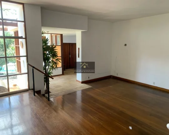 Imagem CAMPO BELO NOBRE CASA COM 310,00 M CONSTRUÍDOS TERRENO 750,00 M 3 DORMITÓRIOS 1 DELES SUÍTE 3 SALAS LAVABO COPA COZINHA PISCINA 4 VAGAS
