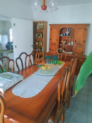 Imagem ((OPORTUNIDADE)) *LINDA CASA COM 05 DORMITORIOS EM TAUBATÉ* - ACEITA PERMUTA POR IMÓVEL EM UBATUBA.