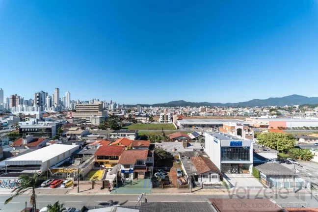 Imagem Apartamento 2 dormitórios para Venda em Balneário Camboriú / SC no bairro Estados