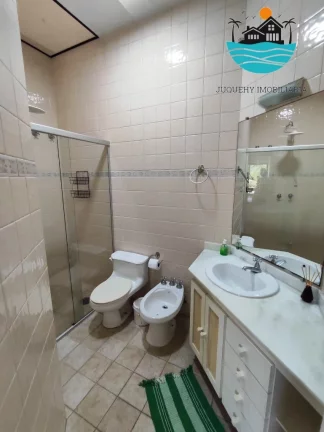 Imagem Aluguel de Temporada em Juquehy, casa com 3 dormitórios, sendo uma suíte, Pisina, A 300m da praia - Acomodação 8 pessoas | Juquehy Imobiliária