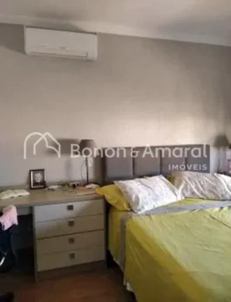 Imagem Casa à venda no Condomínio Reserva Real em Paulínia

Sobrado com 3 suítes, uma no térreo e duas...