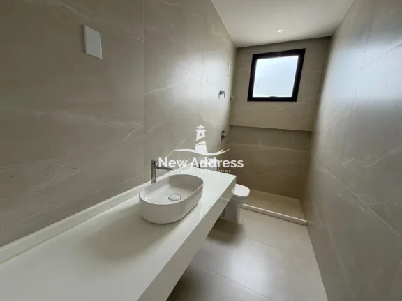 Imagem Casa térrea de alto padrão com piscina, 3 quartos e projeto moderno, ideal para quem busca conforto, integração e sofisticação.