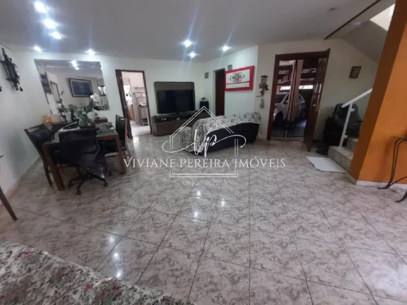 Imagem Casa a venda Jardim Adalgisa com piscina