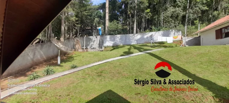 Imagem Casa a Venda na Região da Vila Natal Campos do Jordão - SP.