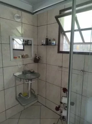 Imagem LINDA CASA COM 1.600M2, NASCENTE, 3 QUARTOS - NOVA FRIBURGO