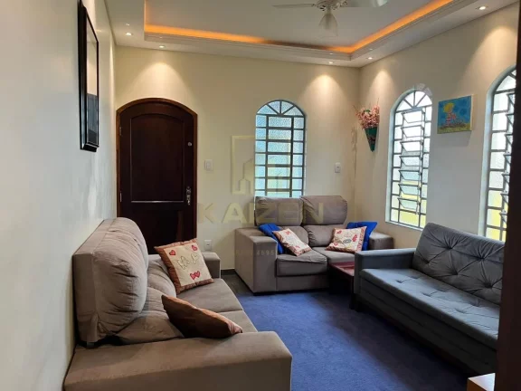 Imagem Linda Casa Reformada Zona Leste