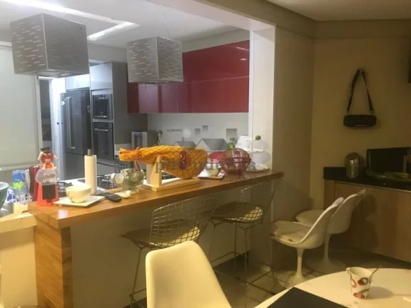 Imagem Apartamento fino acabamento, todo decorado, repleto de armários, com terraço gourmet, amplo e com ...