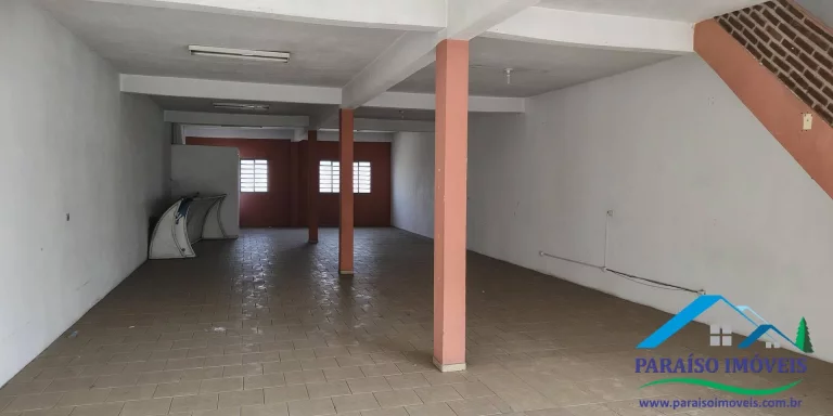 Imagem Espaço comercial versátil para venda em avenida de grande fluxo!