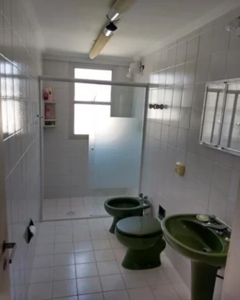 Imagem Apartamento à venda no Guarujá na Praia das Pitangueiras.