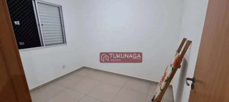 Imagem Vendo Apartamento Condomínio Parque Santa Lúcia. Av. River, 465 - Água Chata, Guarulhos.