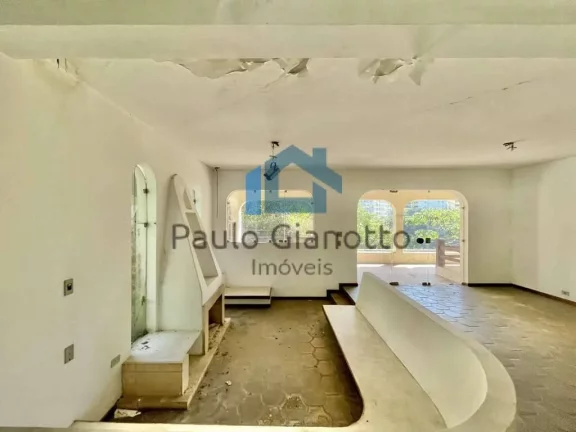 Imagem Casa Alto Padrão p/ Reformar na Granja Viana - Oportunidade